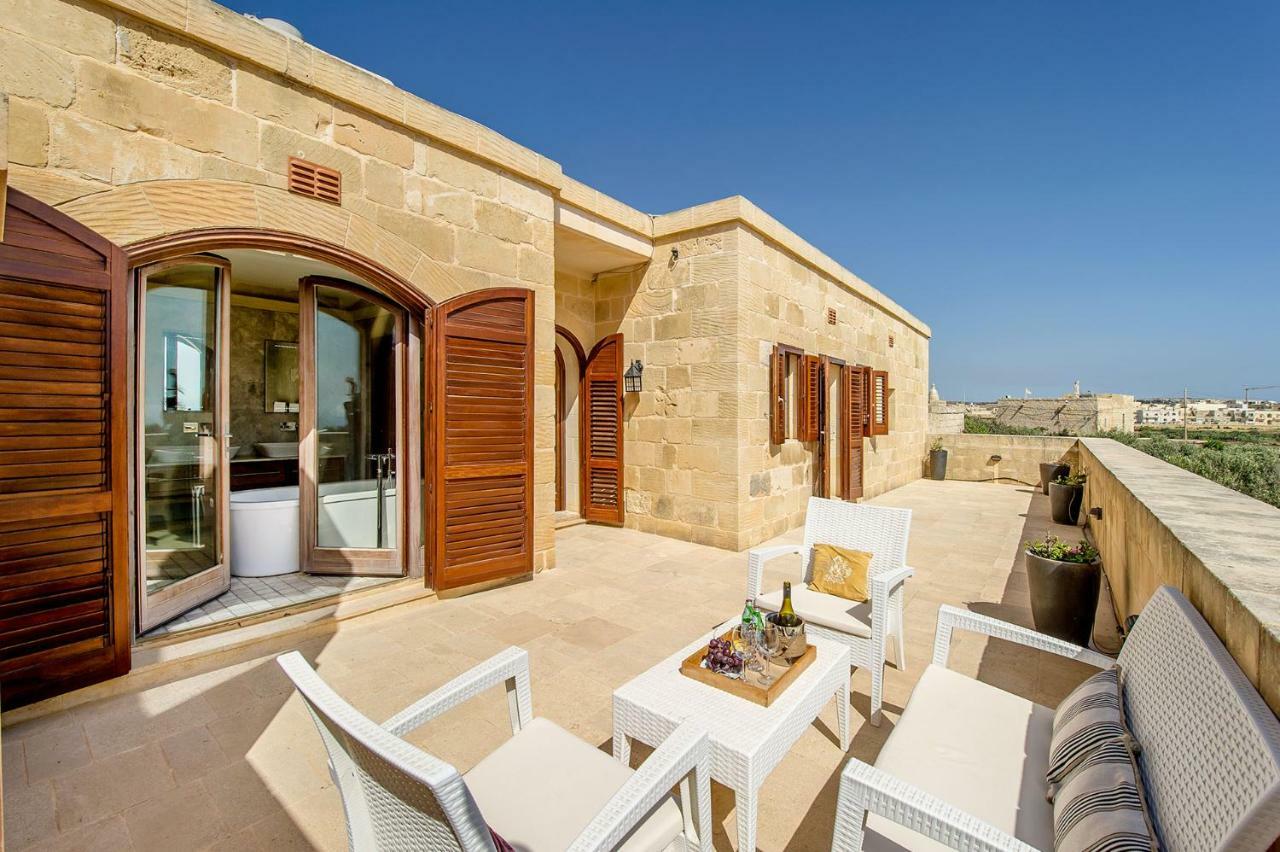 سان لاورينْتْسْ The Almonds Luxury Villa المظهر الخارجي الصورة